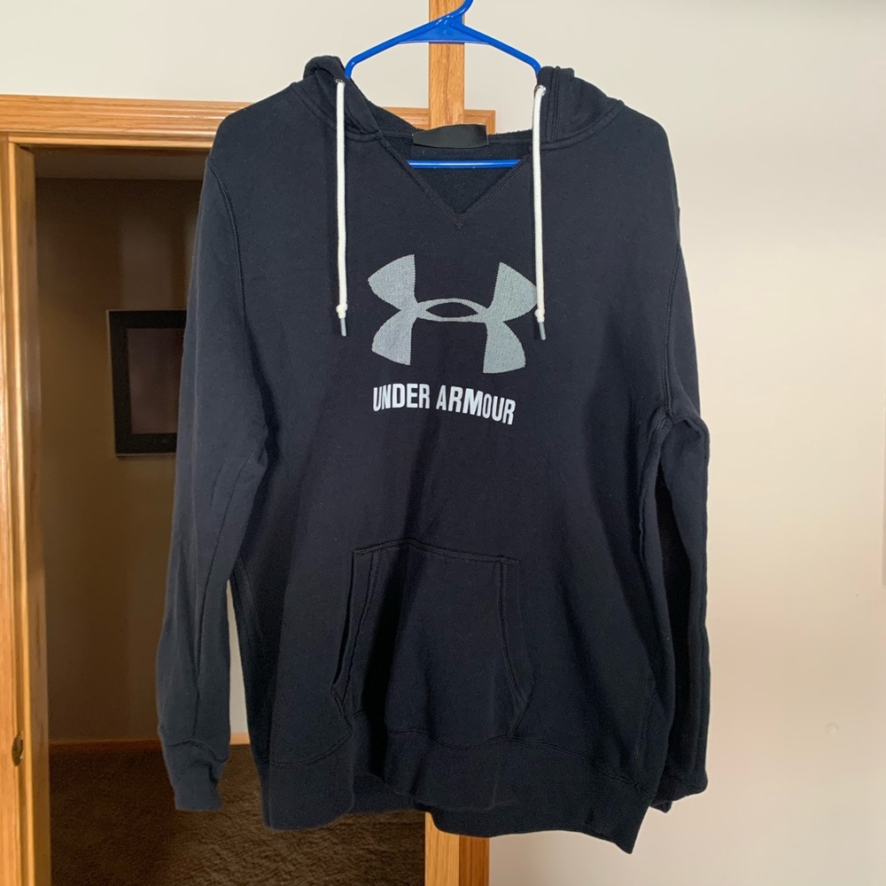 under armour raw edge neck sweatshirt